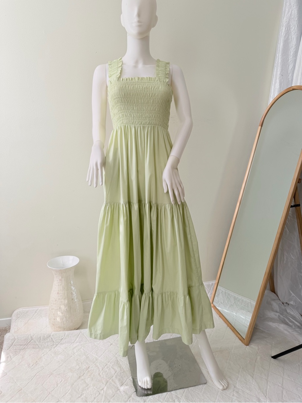 Abercrombie & Fitch Light Green Smocked Tiered Maxi Dress - Picture 6 of 11